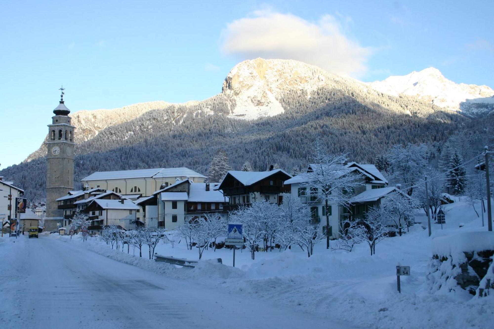 Hotel Davost Forni di Sopra Exterior foto